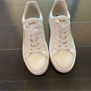 COACH Clip Low Top Leather Sneakers Chalk/Khaki Signature Horse Buggy US 8.5